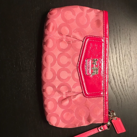 Authentic Coach Wristlet! - Picture 2 of 5